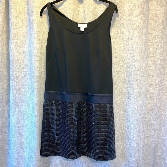Ann Taylor half Sequin dress NWT size 4 - Picture 2 of 3